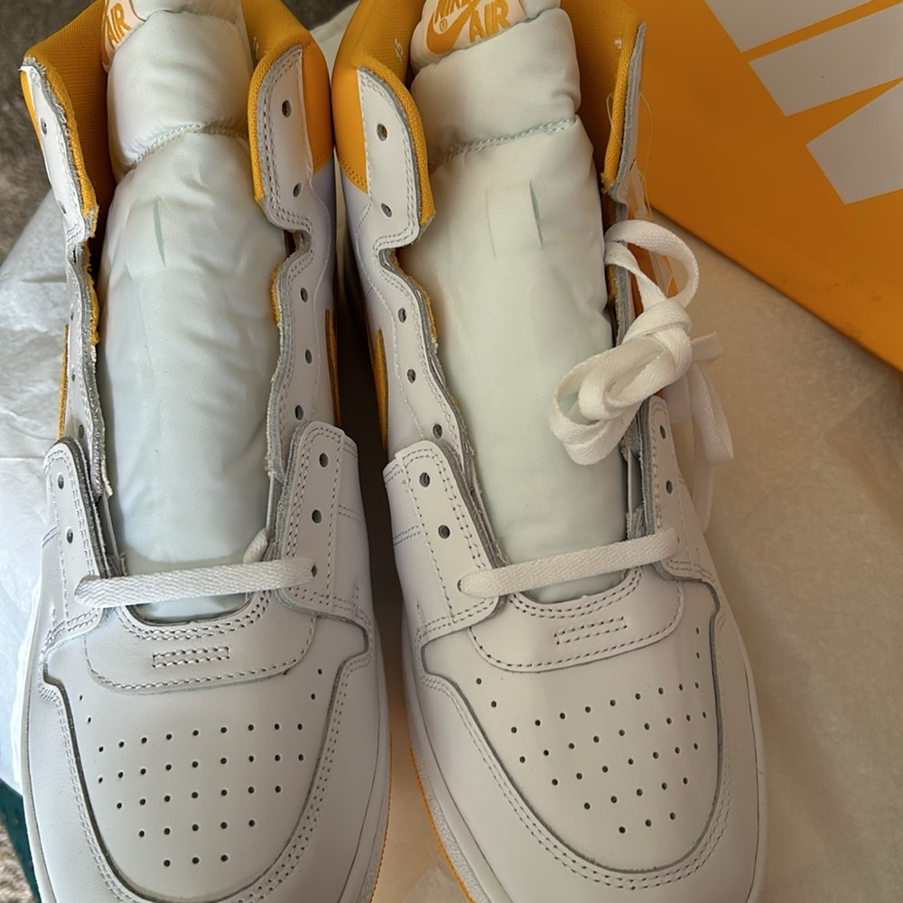 Nike Jordan Air Ship Shoes View 4